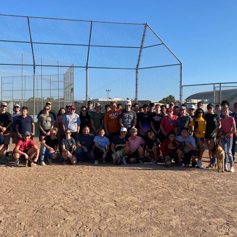 FFA members and teachers spend the afternoon playing baseball.