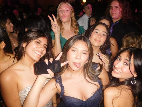 Kali Goodger, America Ordunez, Fernanda Perez, Jackie Magana, Vanessa Leal are shown in the picture. 