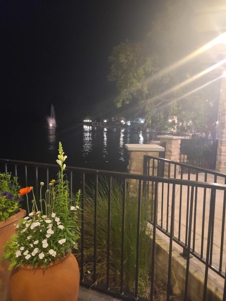 The lake scenery late at night made for a beautiful night.