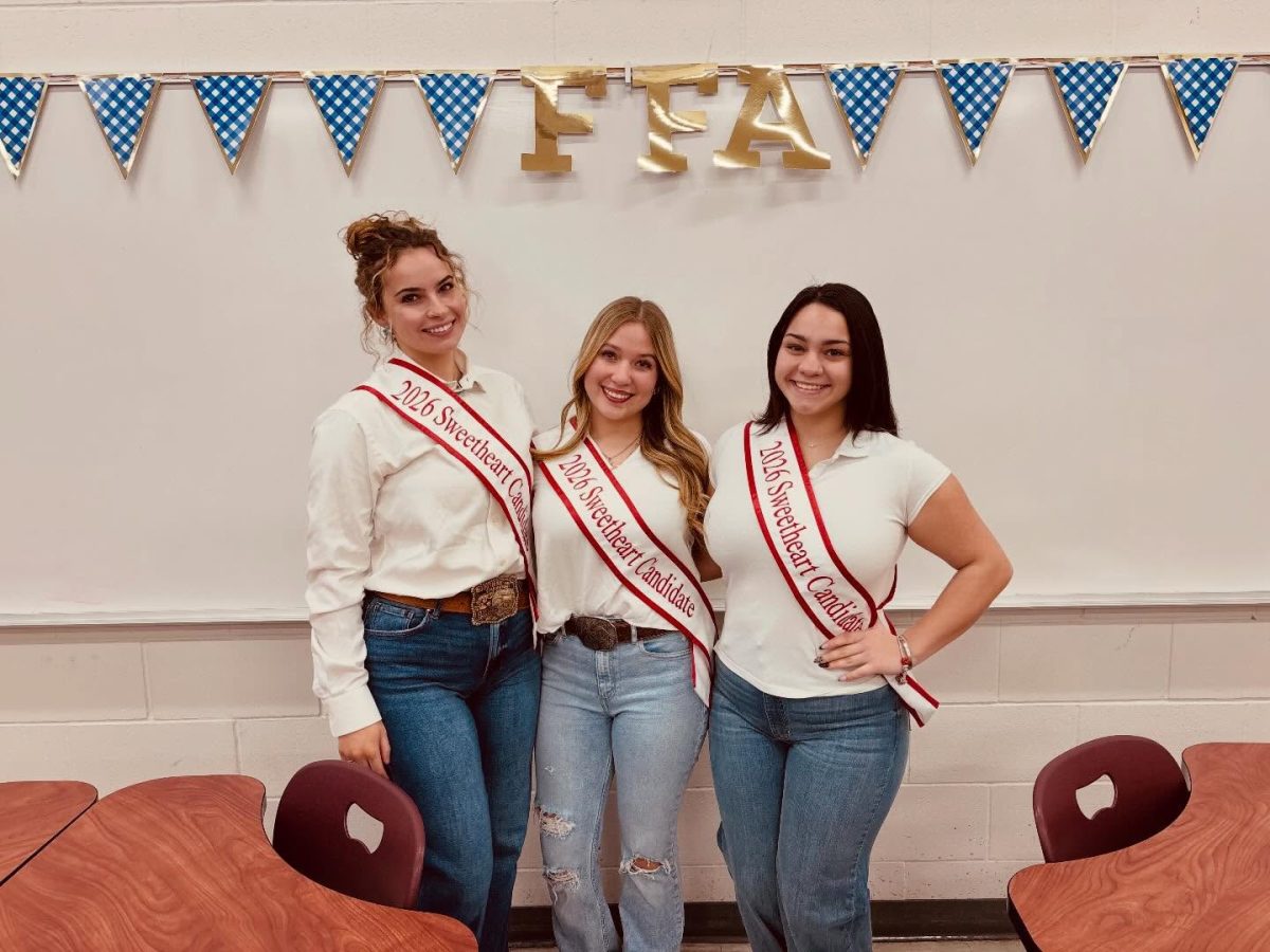 Sweethearts, Zoey Wooten, Jazmine Rodriguez and Suri Ramirez start their busy upcoming month of fundraising.