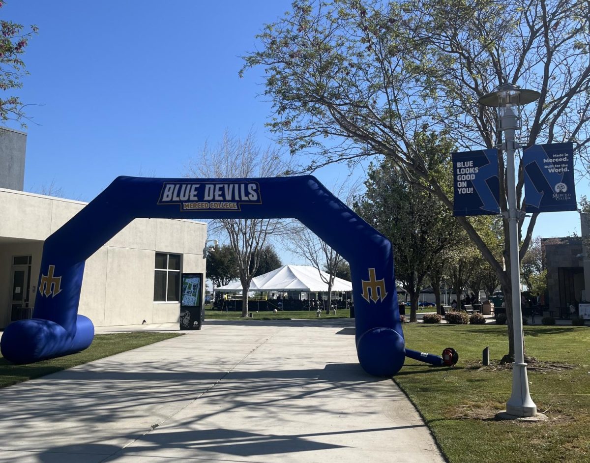 Merced College welcomes seniors to the Los Banos campus.